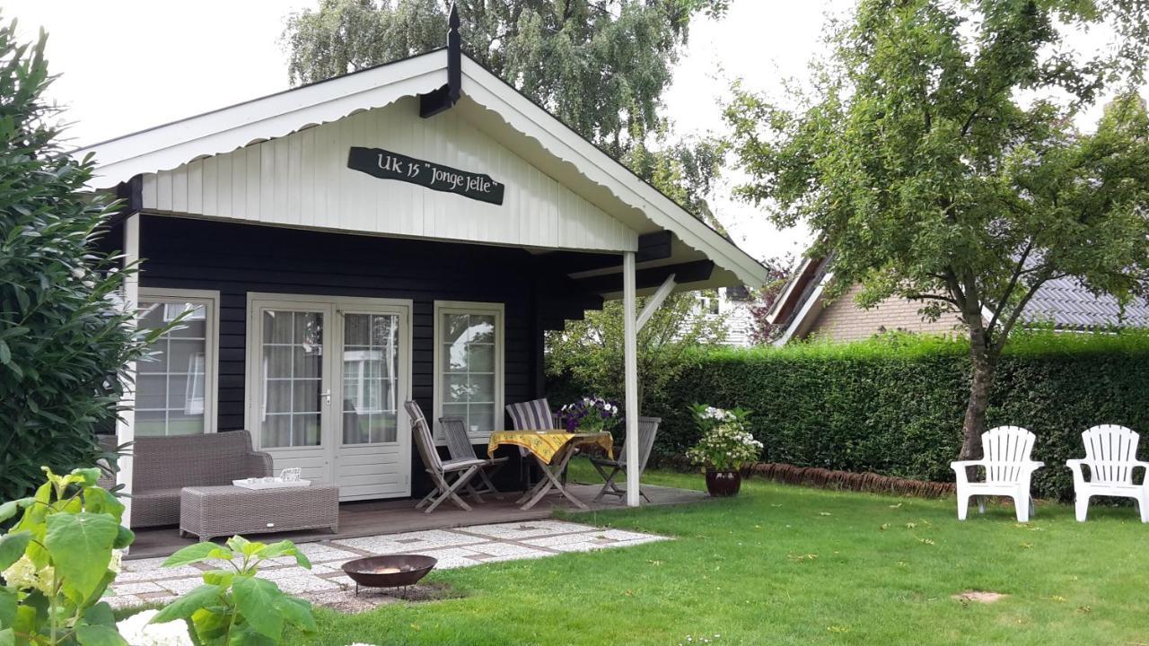 D'Oude Herbergh, Vakantiehuizen Aan Het Water Terherne Exterior photo